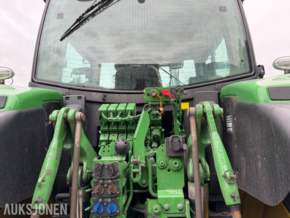 2018 John Deere 6155 R m/frontlaster og fronthydraulikk 50km/t EU-ok