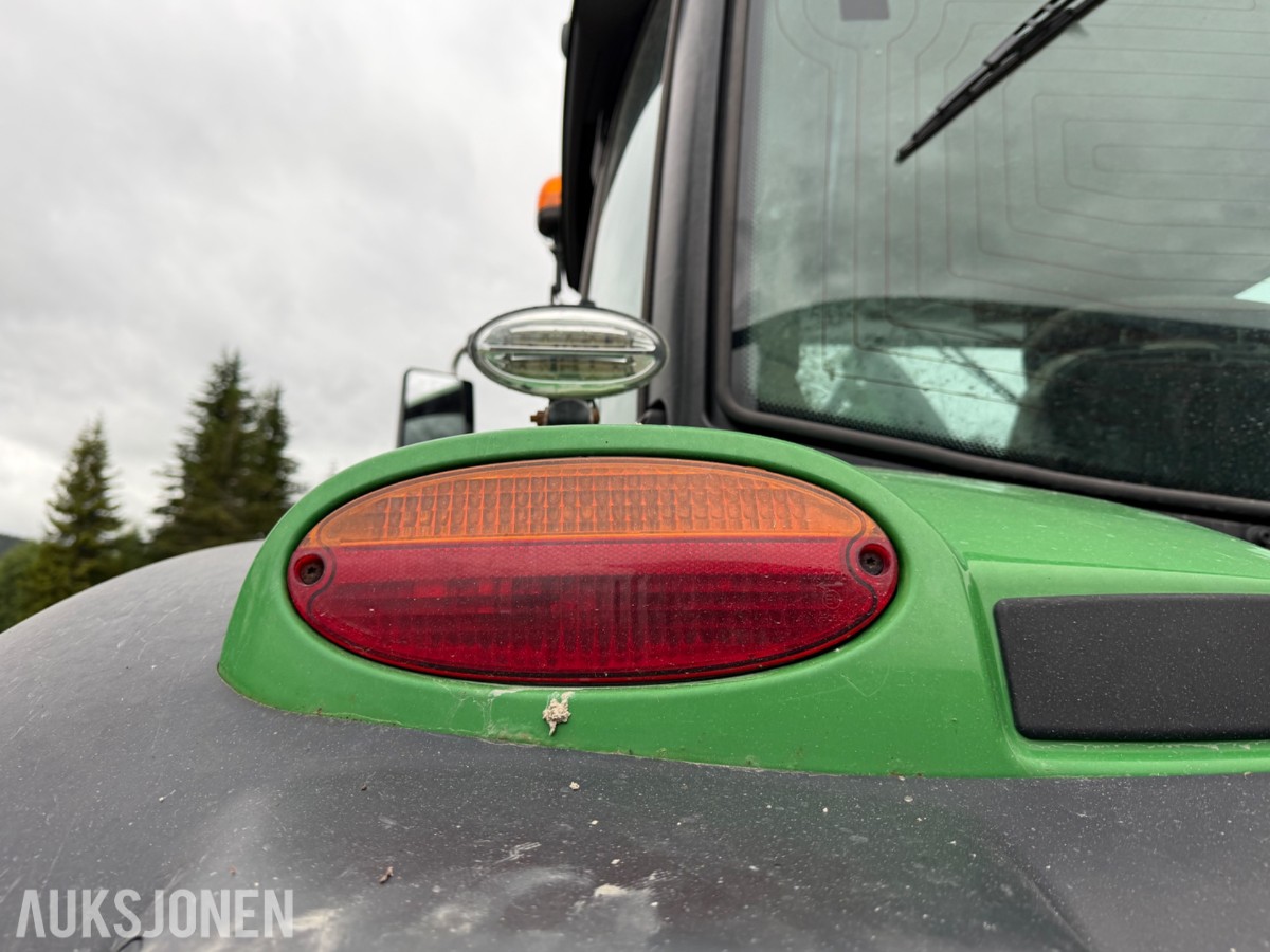 2018 John Deere 6155 R m/frontlaster og fronthydraulikk 50km/t EU-ok