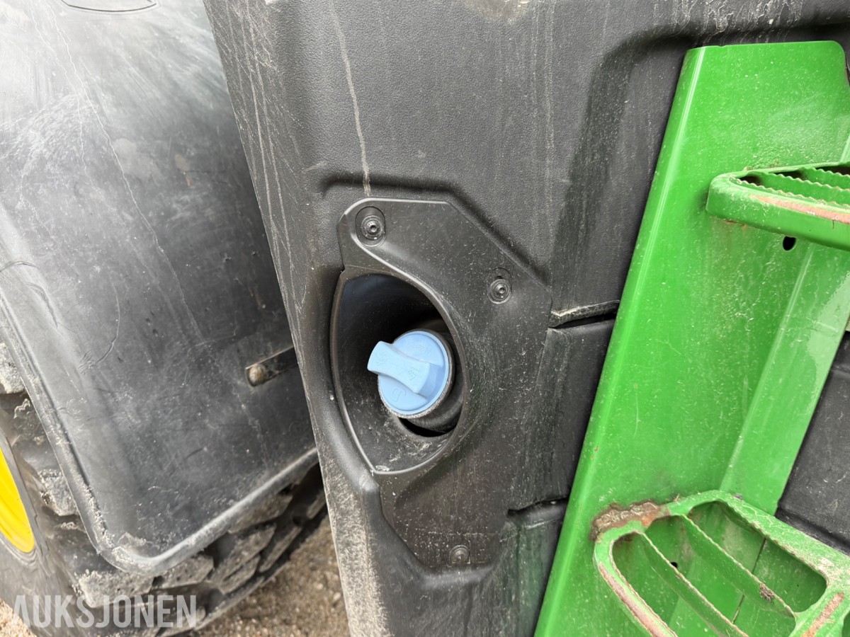 2018 John Deere 6155 R m/frontlaster og fronthydraulikk 50km/t EU-ok