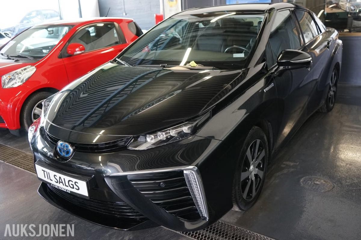 2018 Toyota Mirai Executive 154hk 49600km