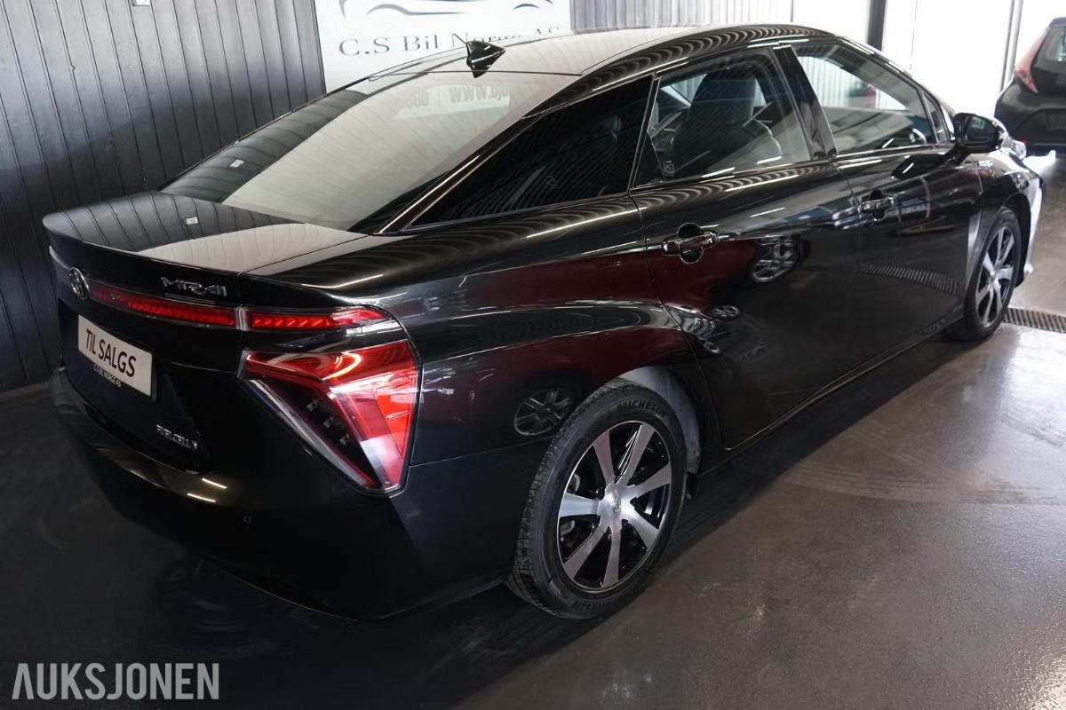 2018 Toyota Mirai Executive 154hk 49600km