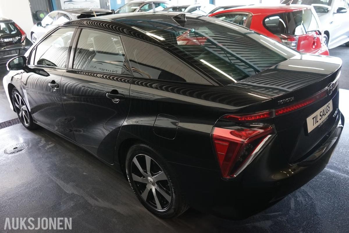 2018 Toyota Mirai Executive 154hk 49600km
