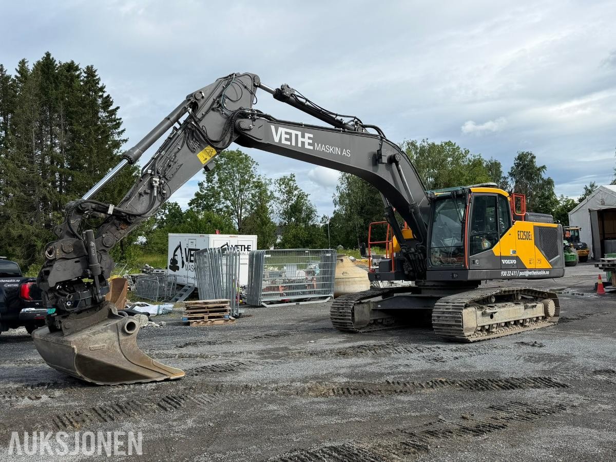 2023 Volvo EC250EL Beltegraver - 1778t