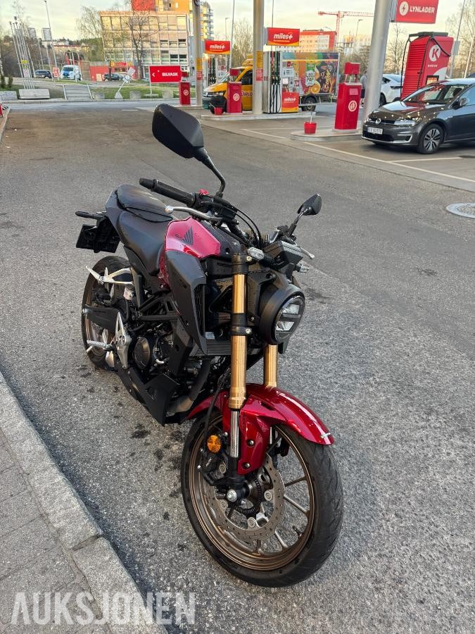 2023 Honda CB 125 R