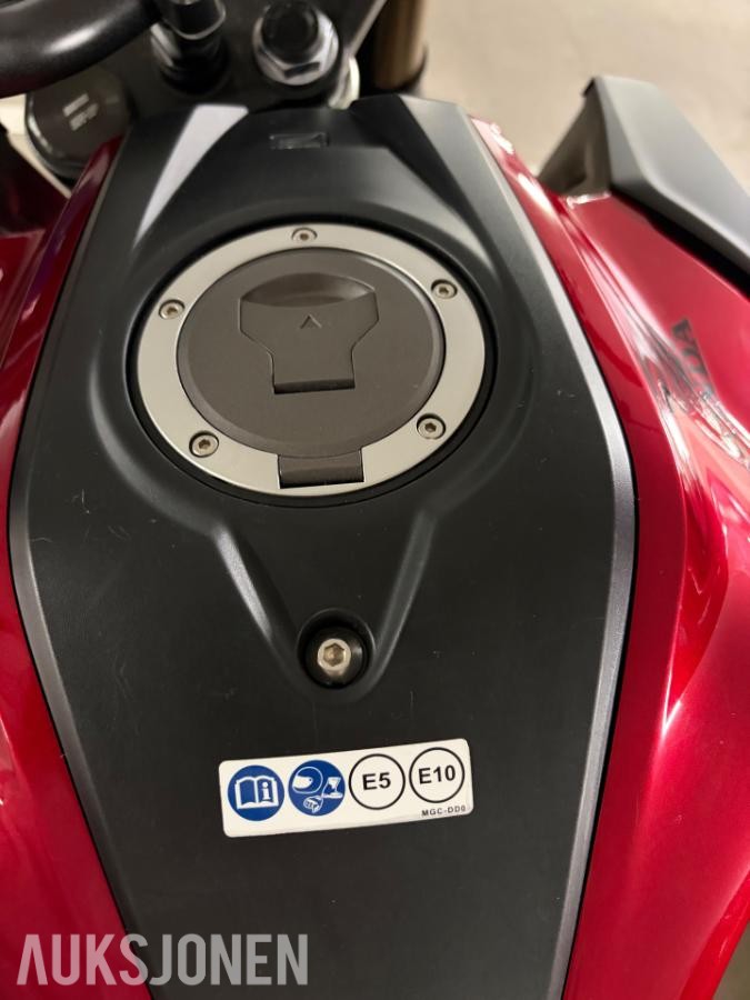 2023 Honda CB 125 R