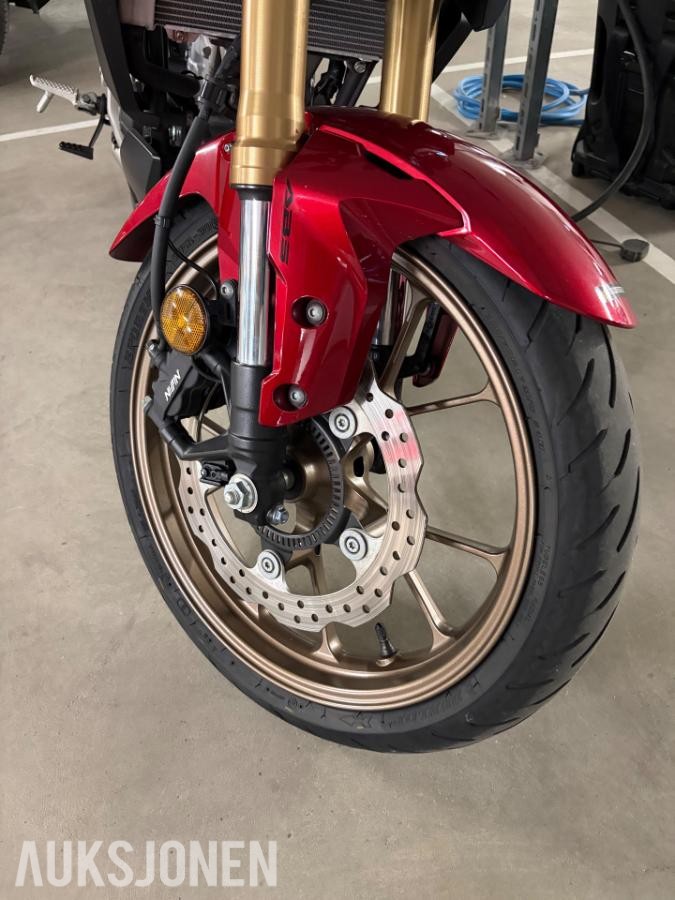 2023 Honda CB 125 R