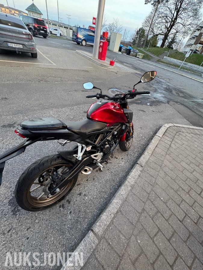 2023 Honda CB 125 R