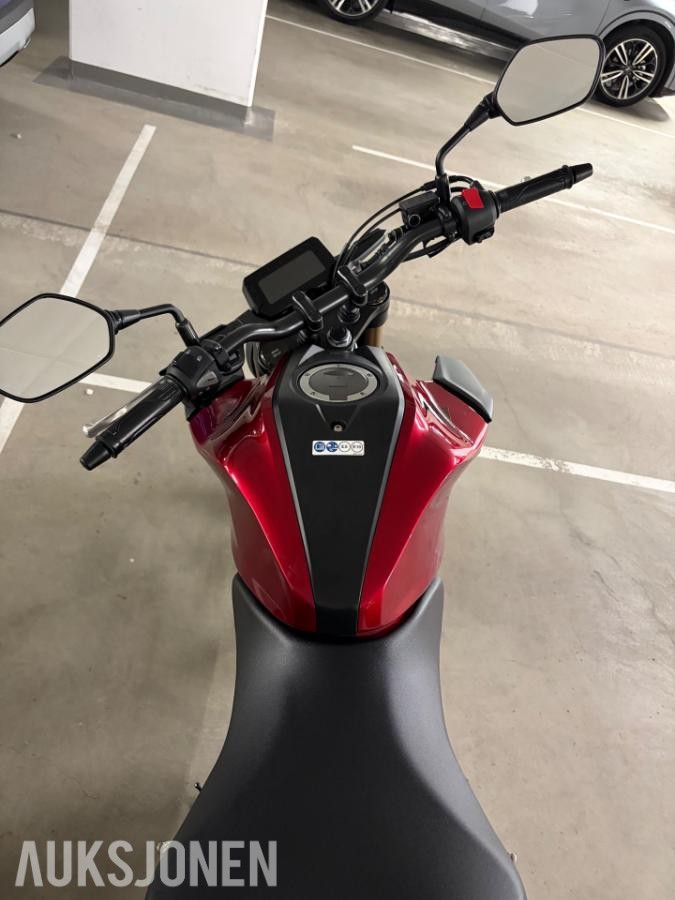 2023 Honda CB 125 R