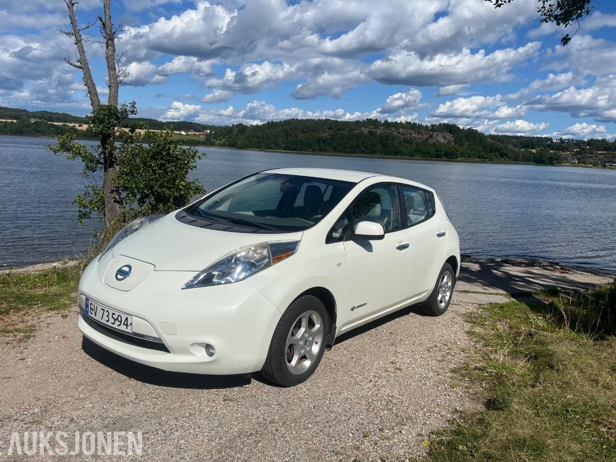 2012 Nissan Leaf S+V dekk, EU ok til 06.2028