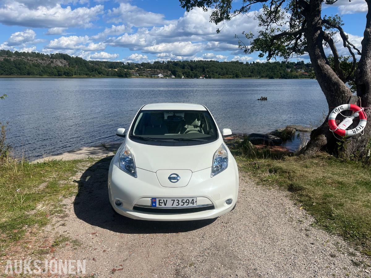 2012 Nissan Leaf S+V dekk, EU ok til 06.2028