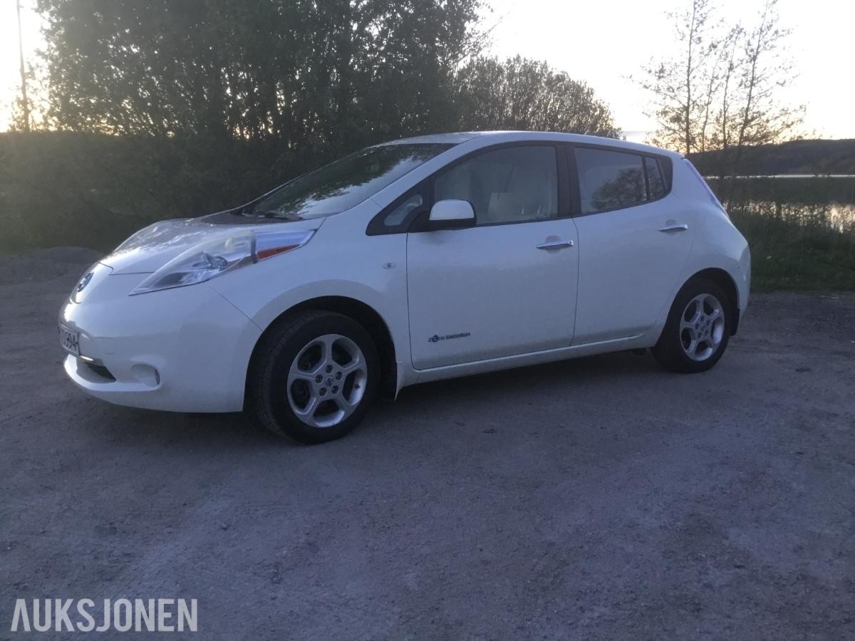 2012 Nissan Leaf S+V dekk, EU ok til 06.2028
