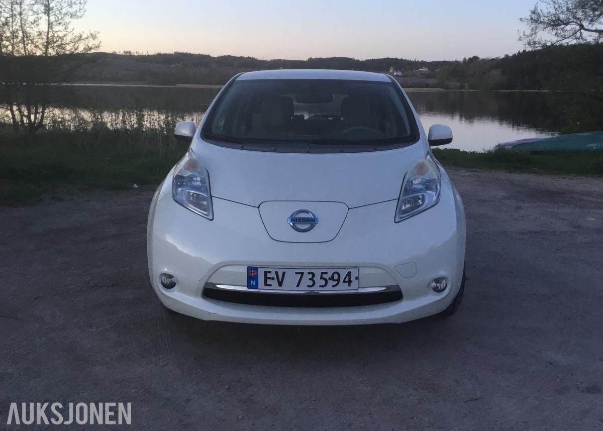 2012 Nissan Leaf S+V dekk, EU ok til 06.2028