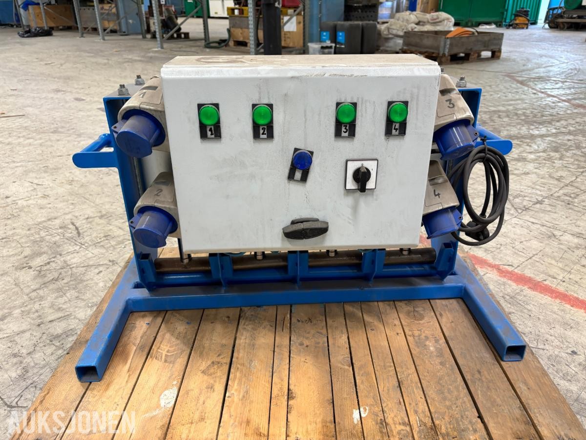 Pneumatisk 4-veis trykkluftfordeler / fordelingsstasjon med styreskap  – 230V