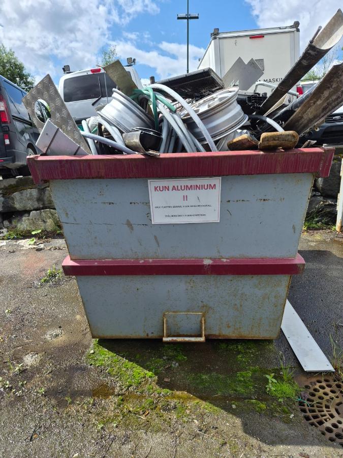 Container Ukjent