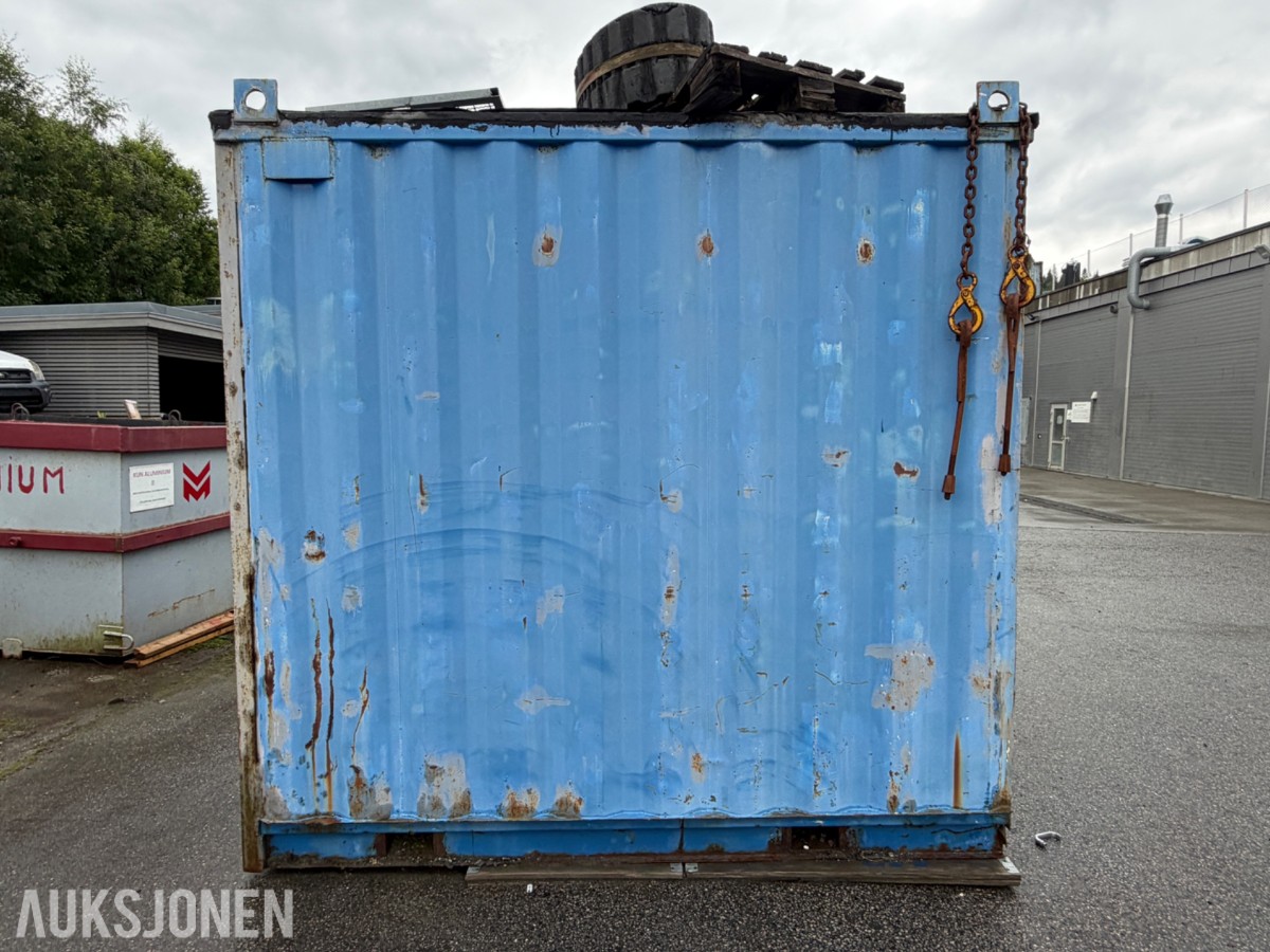 Innredet verkstedcontainer/arbeidsbod