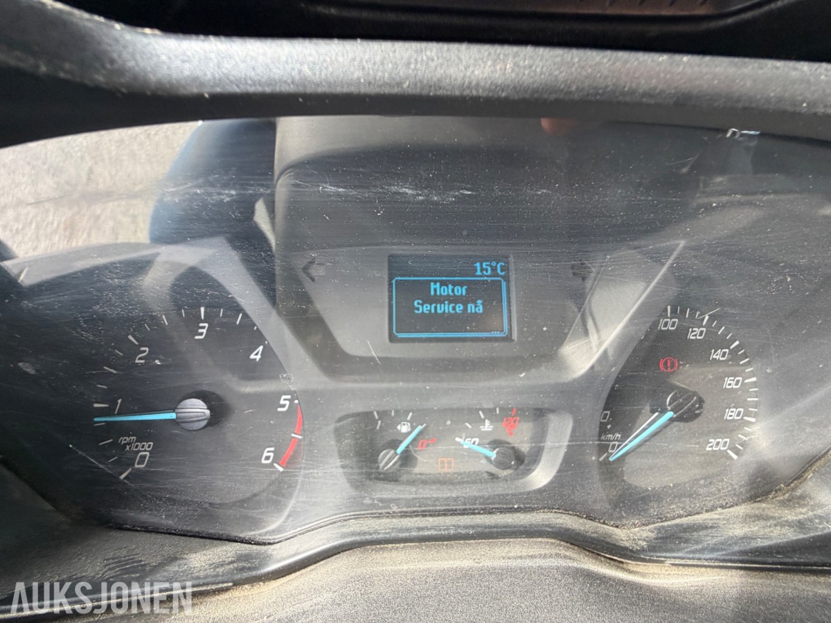 Ford Transit Custom varebil - Arbeids-/varsellys på tak -