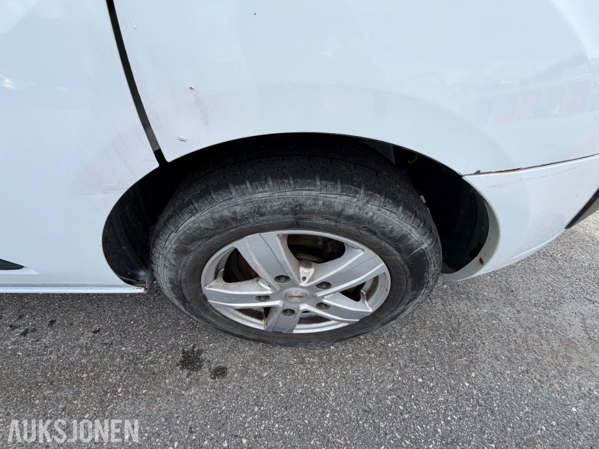 Ford Transit Custom varebil - Arbeids-/varsellys på tak -