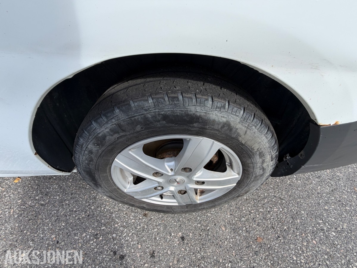 Ford Transit Custom varebil - Arbeids-/varsellys på tak -