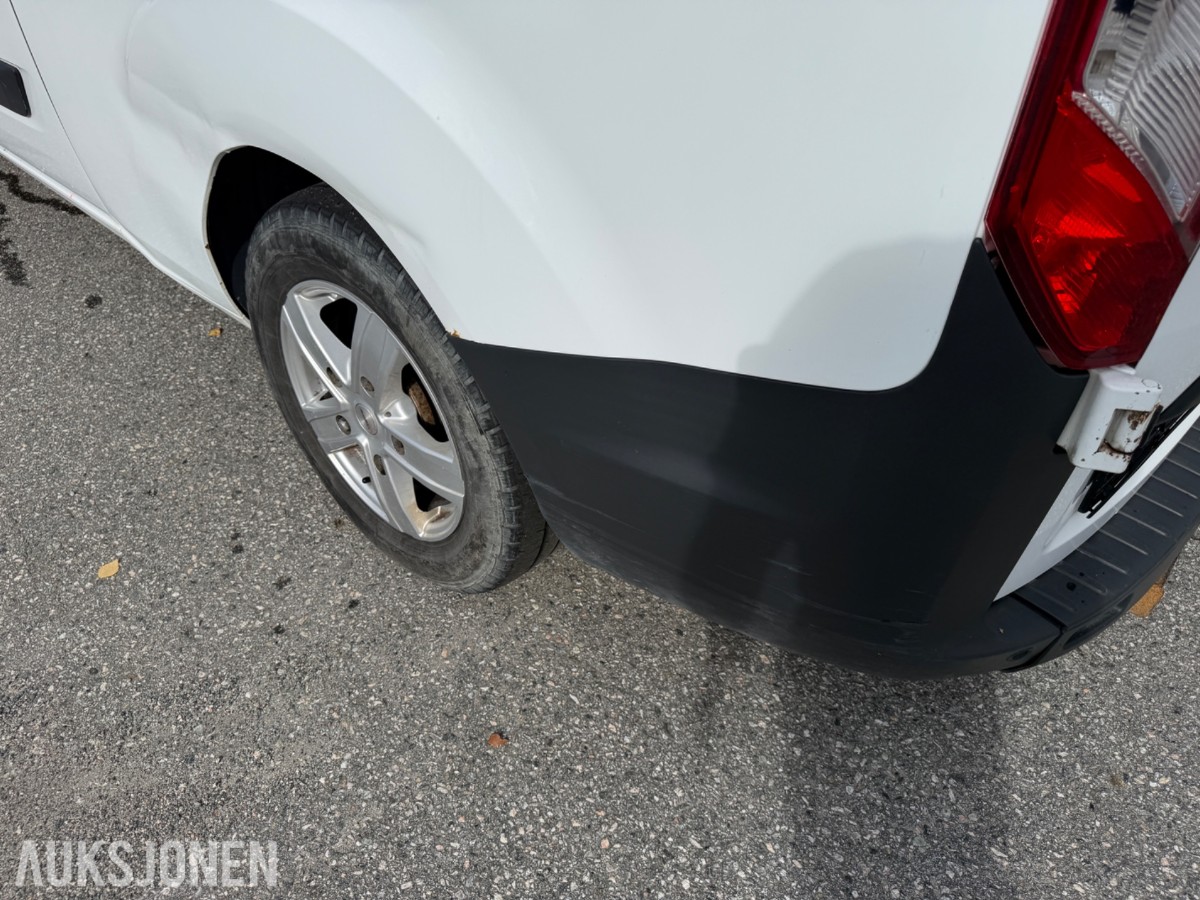 Ford Transit Custom varebil - Arbeids-/varsellys på tak -
