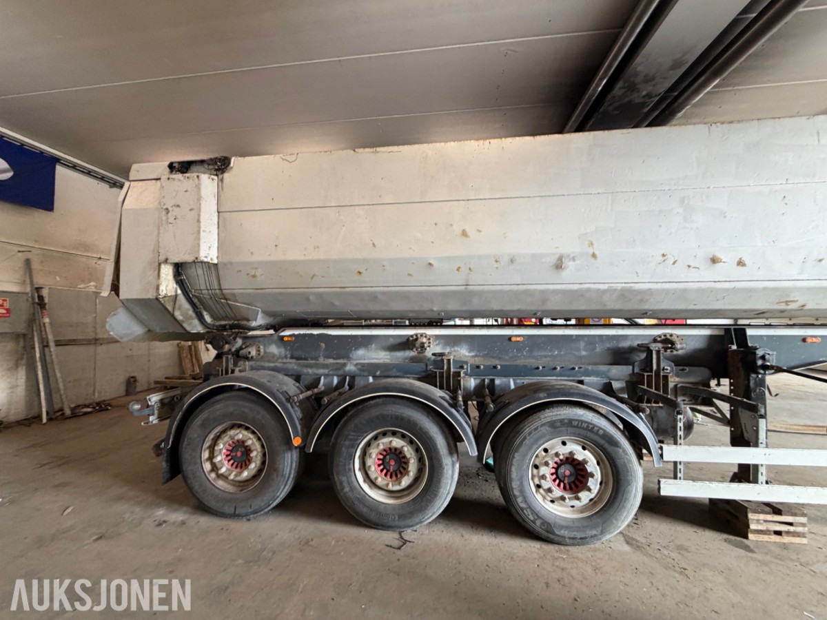 2019 Sørling Tippsemi - 3 Akslet
