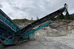 2008 Powerscreen Chieftain 2100X mobilt sikteverk m/reservedelscontainer 