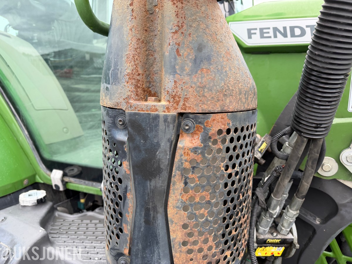 2016 Fendt 513 Vario traktor med frontlaster 