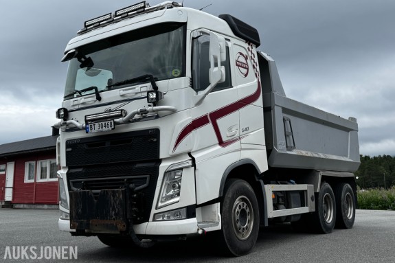 2015 Volvo FH 540 Brøyterigget Tippbil - Euro 6 - 6x4 - Hydraulikk for spreder - Navreduksjon - Varme i kasse - EU godkjent