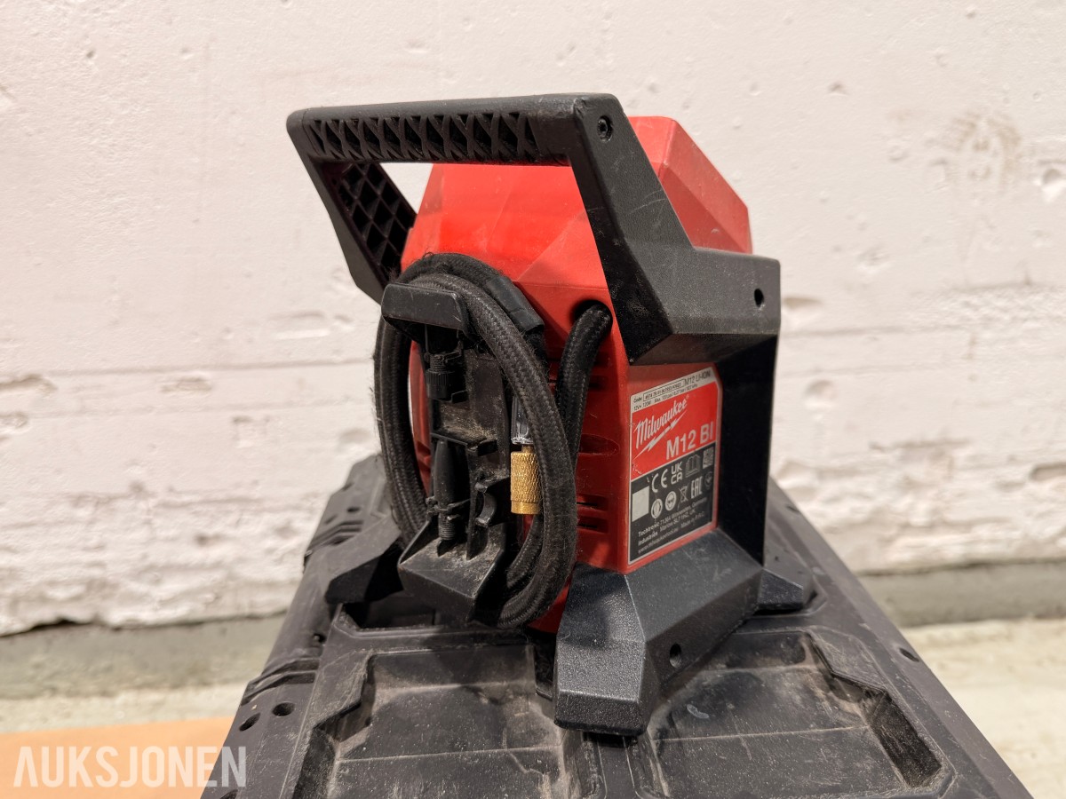Milwaukee M18/M12 elektroverktøy, batterier, lader og tilbehør