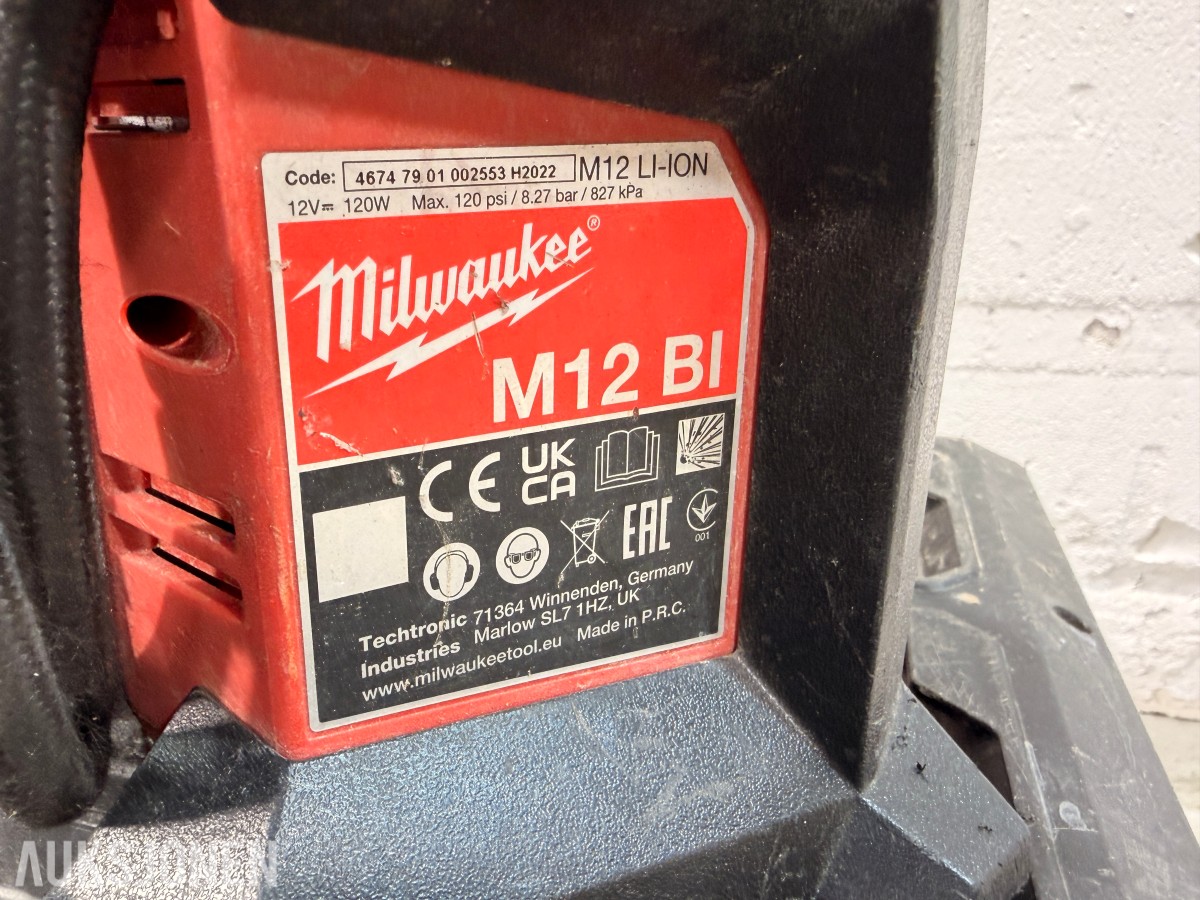 Milwaukee M18/M12 elektroverktøy, batterier, lader og tilbehør
