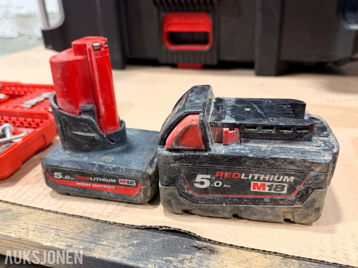 Parti med verktøy og tilbehør - Milwaukee, Ryobi og Skilsaw