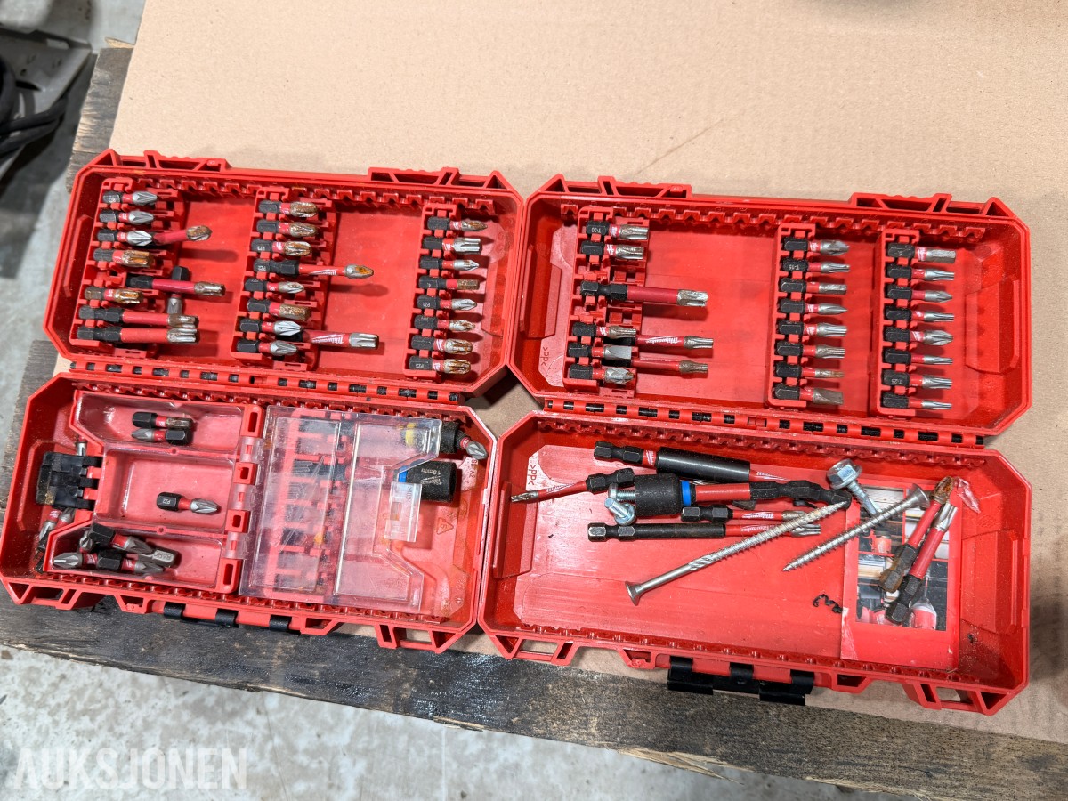 Parti med verktøy og tilbehør - Milwaukee, Ryobi og Skilsaw