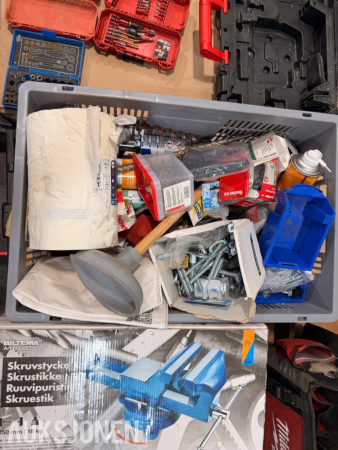 Verktøy, Milwaukee PACKOUT, Apera SX731, REMS Pull-Push og skrustikke