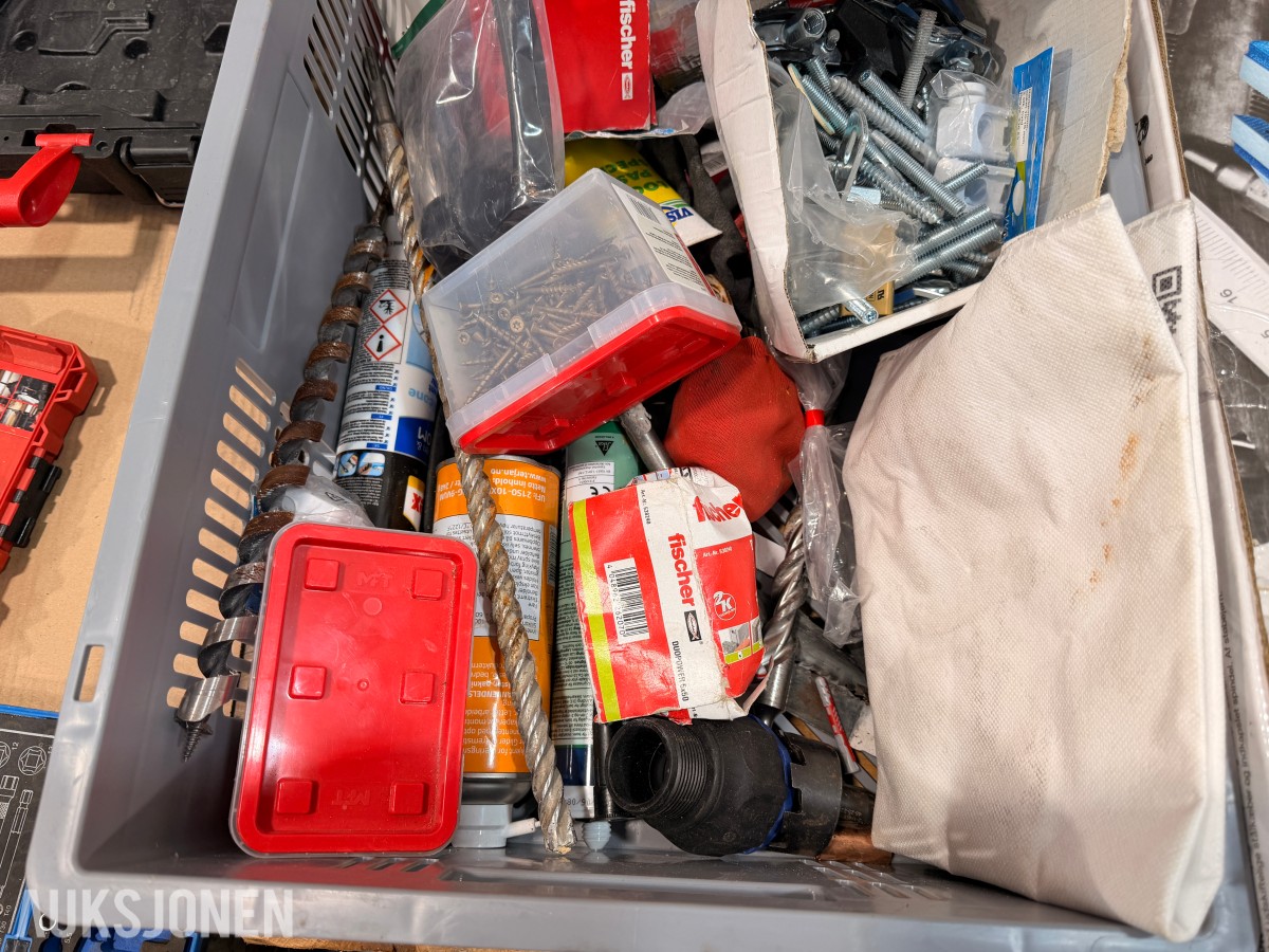 Verktøy, Milwaukee PACKOUT, Apera SX731, REMS Pull-Push og skrustikke