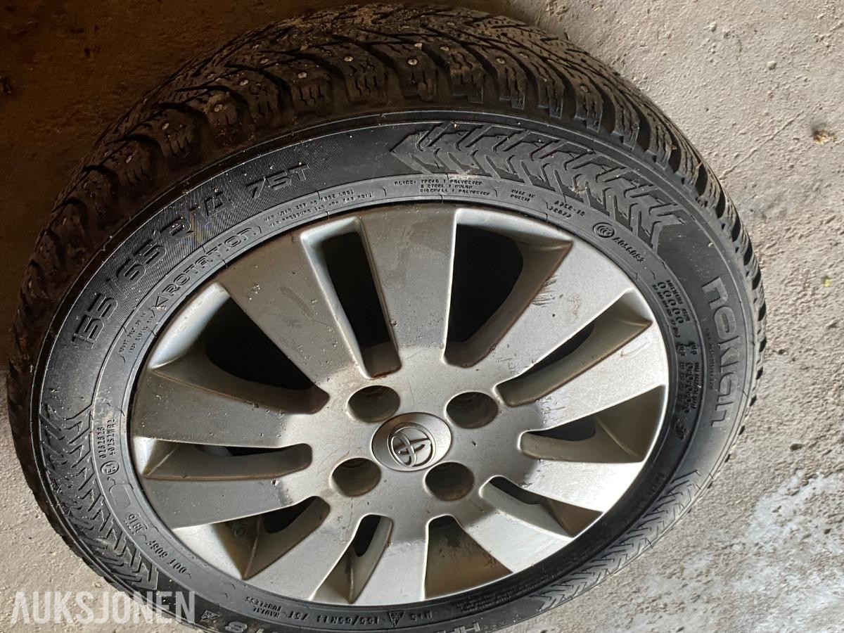 2009 4 stk Piggdekk, vinterdekk M+S, 155/65 R14 75T