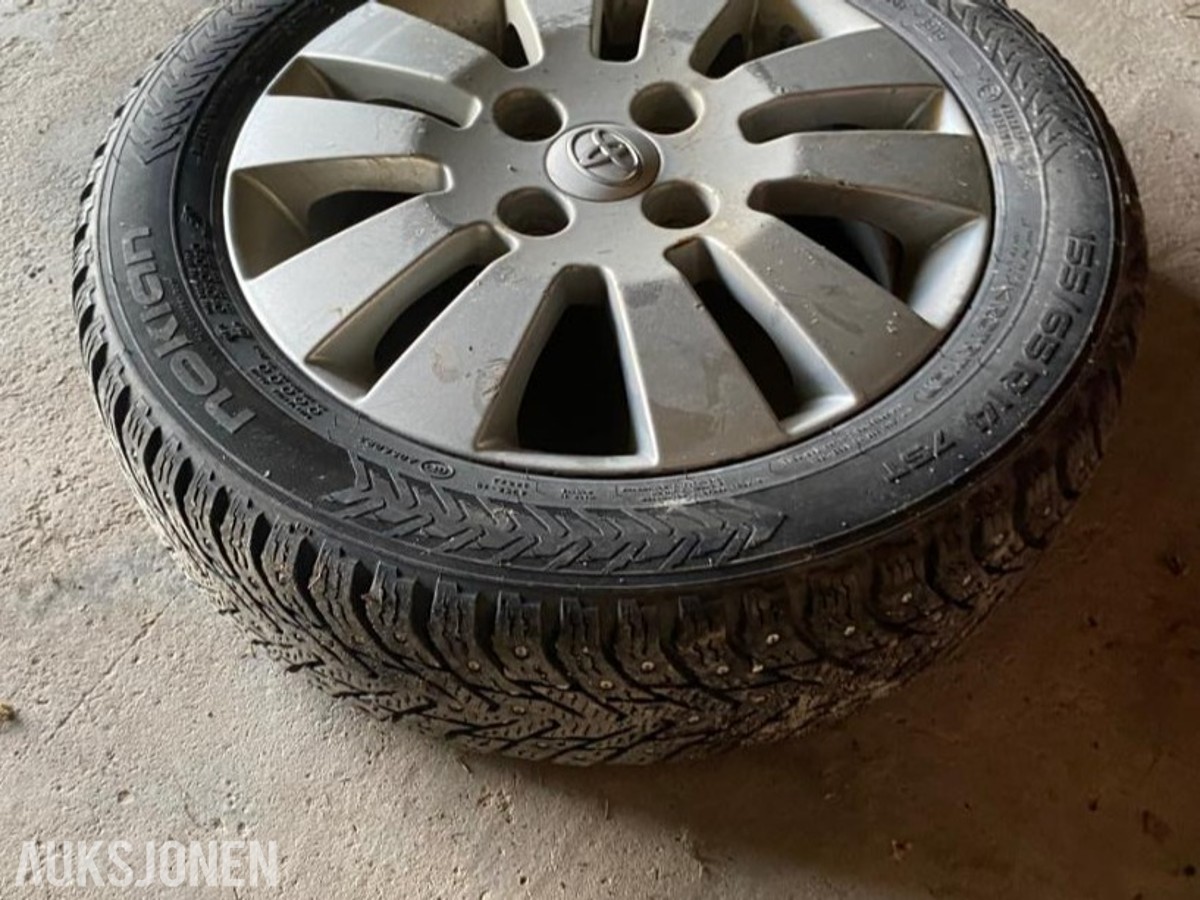 2009 4 stk Piggdekk, vinterdekk M+S, 155/65 R14 75T