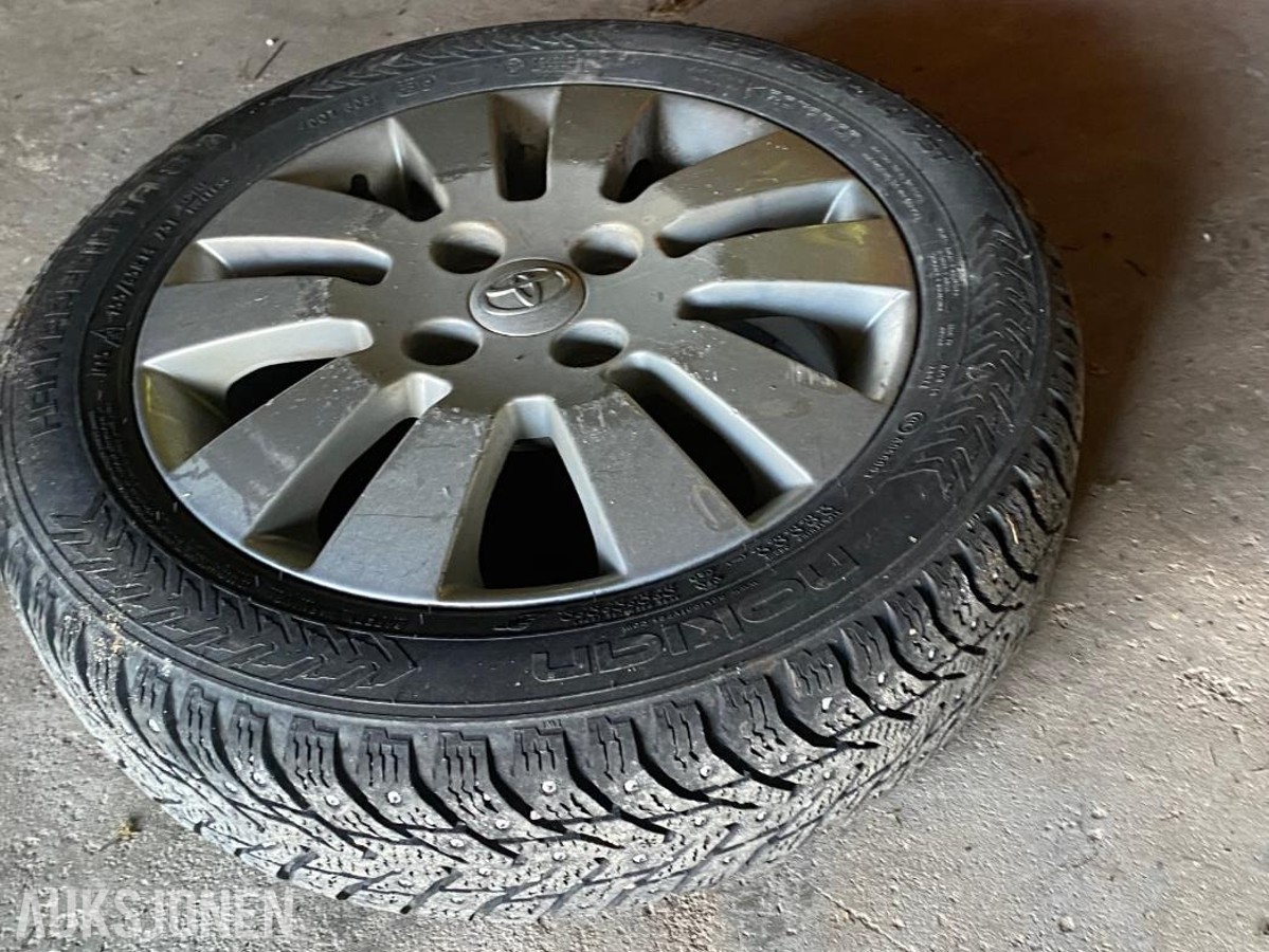 2009 4 stk Piggdekk, vinterdekk M+S, 155/65 R14 75T