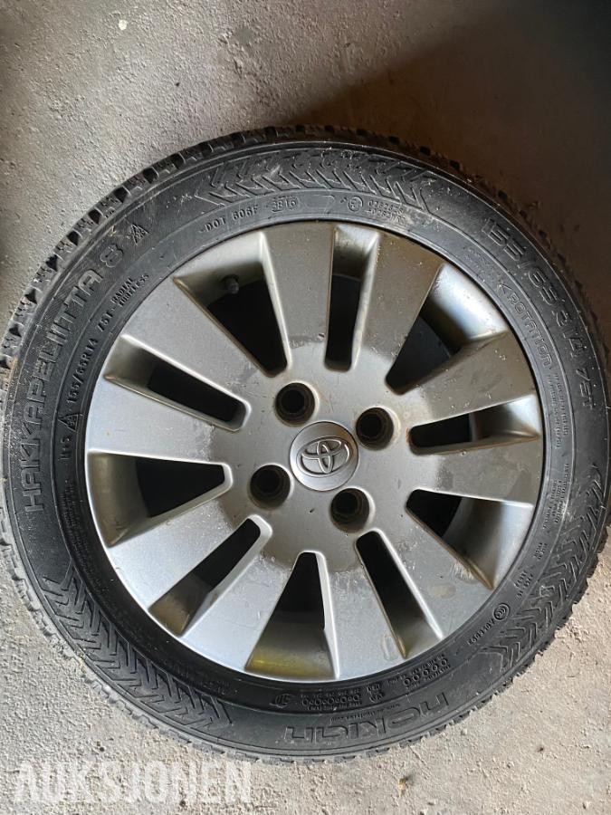 2009 4 stk Piggdekk, vinterdekk M+S, 155/65 R14 75T