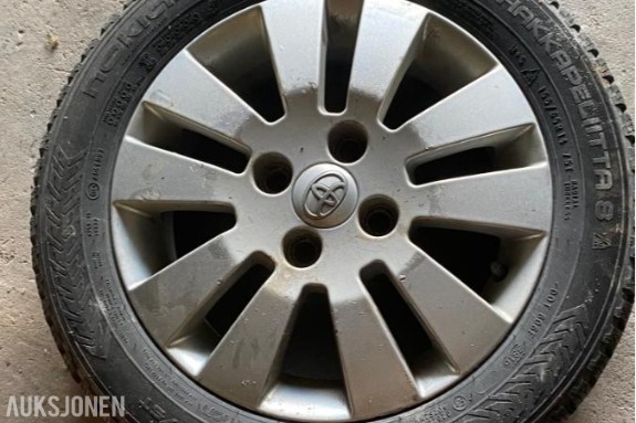 2009 4 stk Piggdekk, vinterdekk M+S, 155/65 R14 75T
