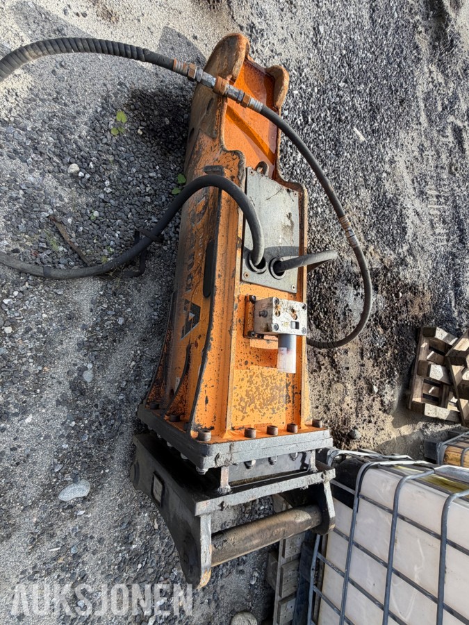 2013 Danda D&A 220V Pigghammer