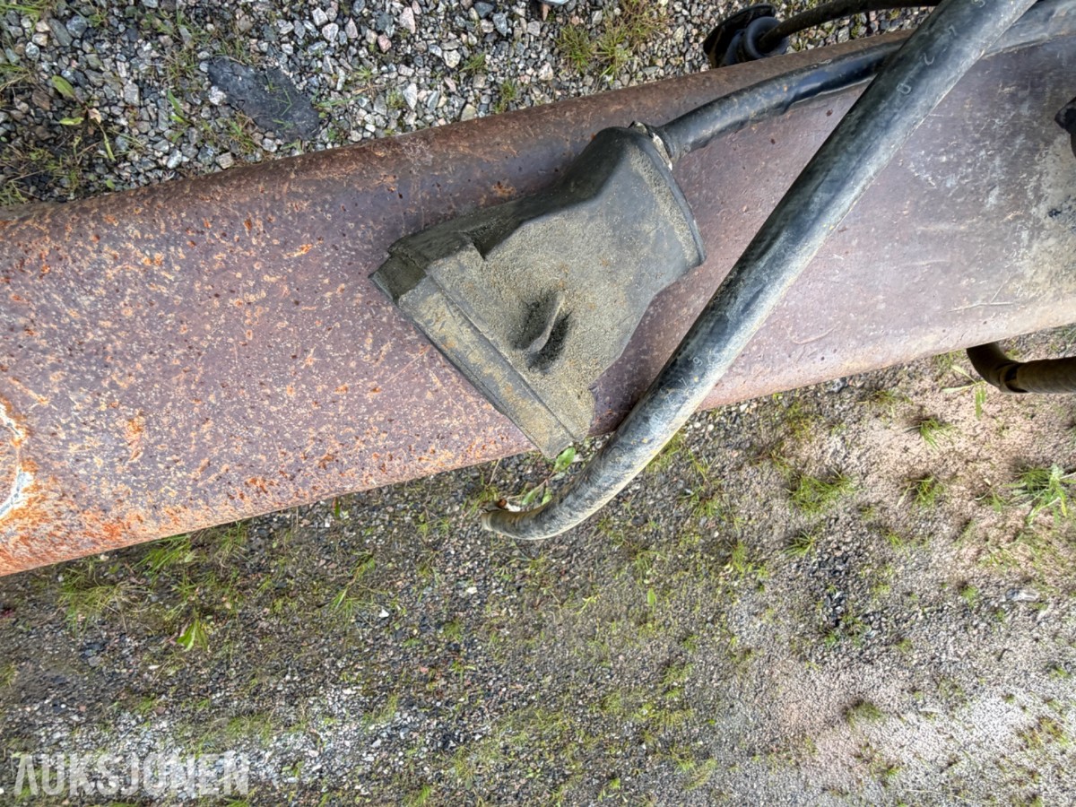 2013 Istrail 2-Akslet Dumperkjerre