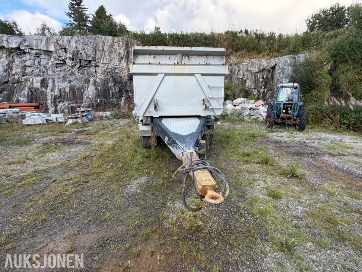 2013 Istrail 2-Akslet Dumperkjerre
