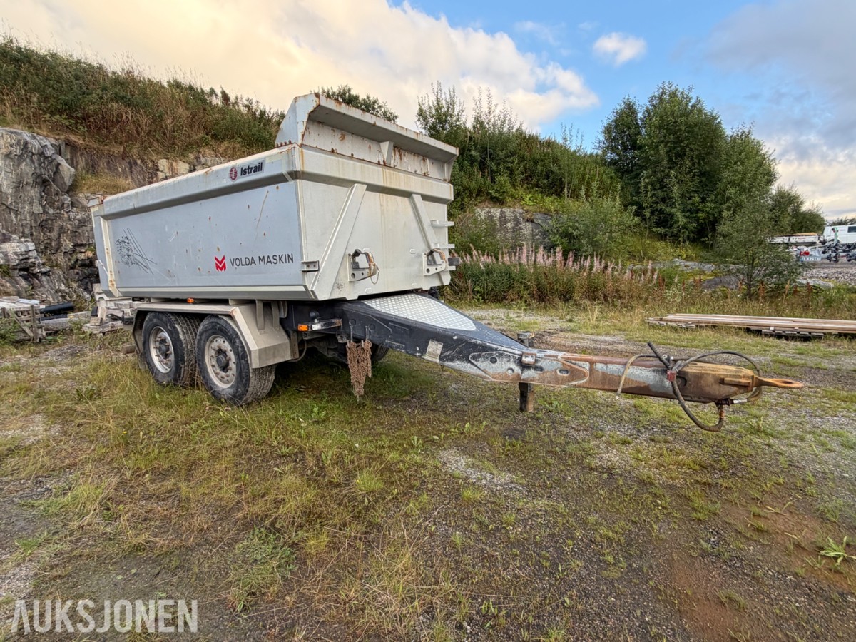 2013 Istrail 2-Akslet Dumperkjerre