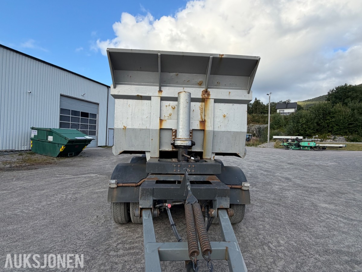 2010 Trio-Lift - 3-akslet tippkjerre