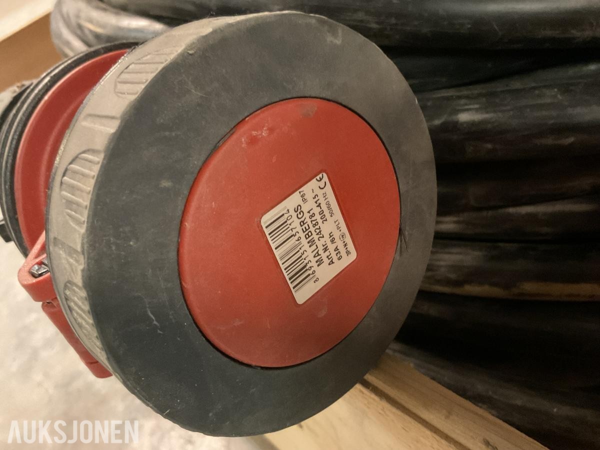 63A SKJØTEKABEL GUMMIKABEL CA 91 METER 400V RØD