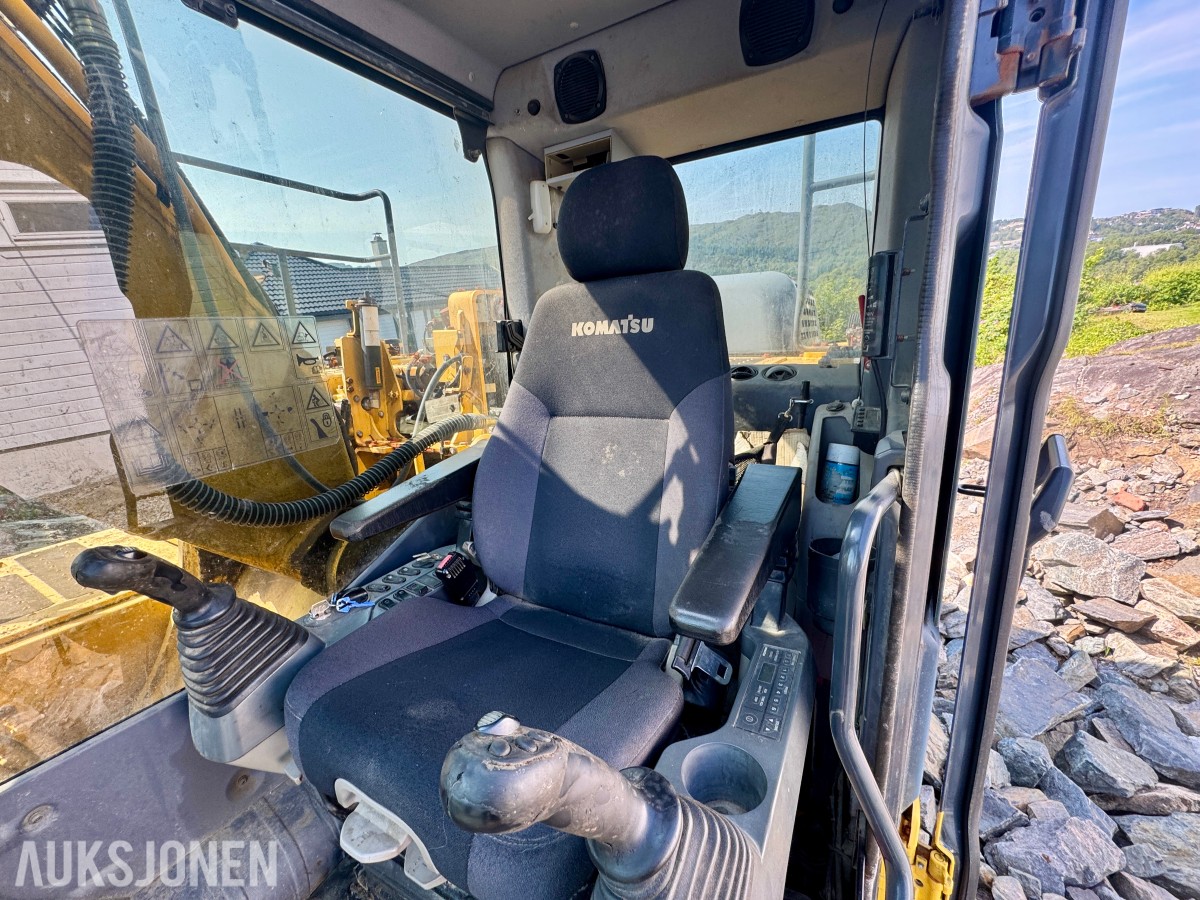 2013 Komatsu PC210LC-10 – Gravemaskin - Timer: 7306