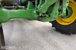 2011 John Deere 6330 Premium med Quicke Q45 laster