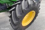 2011 John Deere 6330 Premium med Quicke Q45 laster