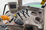 2011 John Deere 6330 Premium med Quicke Q45 laster