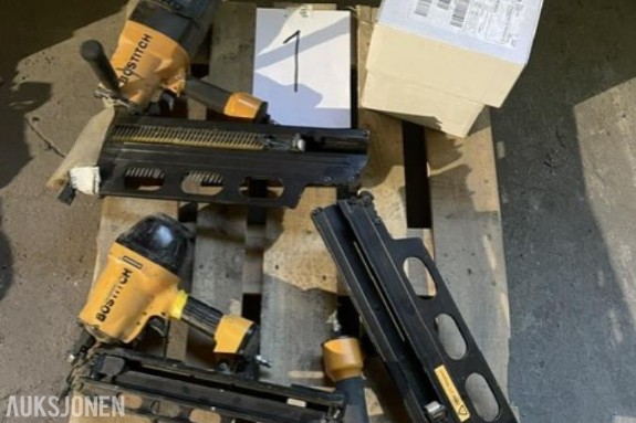 to stk Bostitch berta spikerpistoloer med to esker 38/125 spiker. + en stk 90pistol