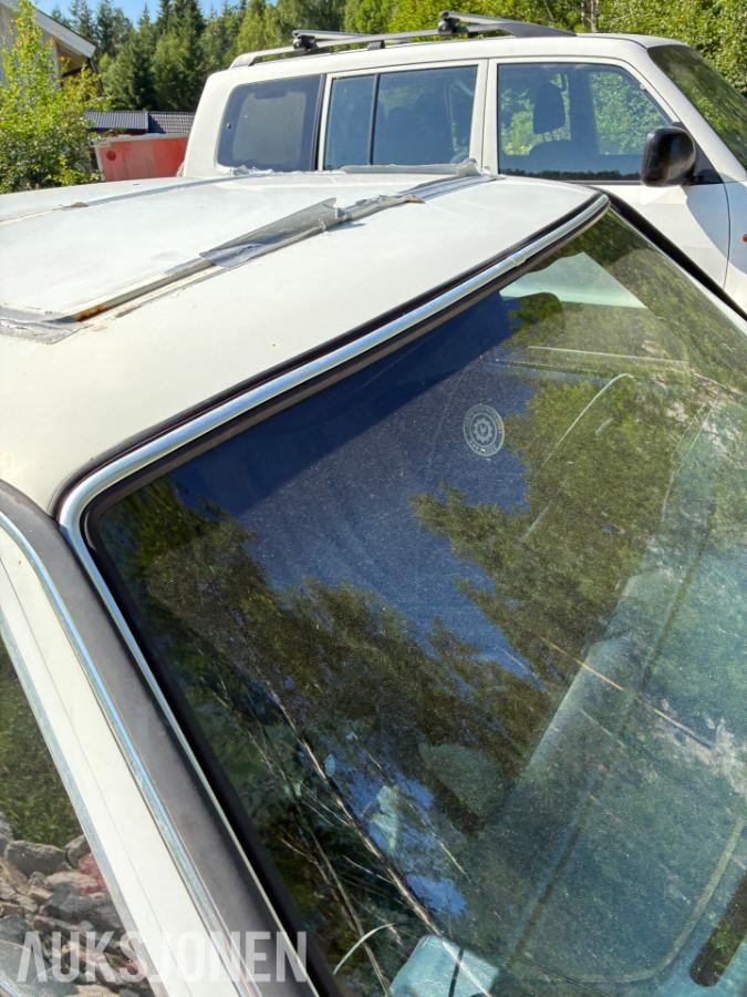 1984 Mercedes-Benz E-Klasse W123 2.4 D Ekstra deler - Prosjektbil